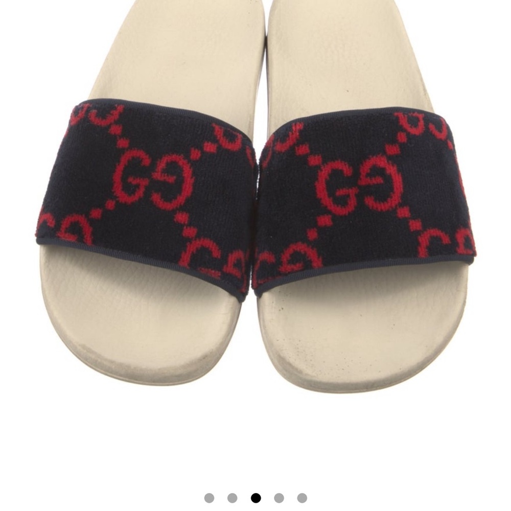 Gucci velvet slides